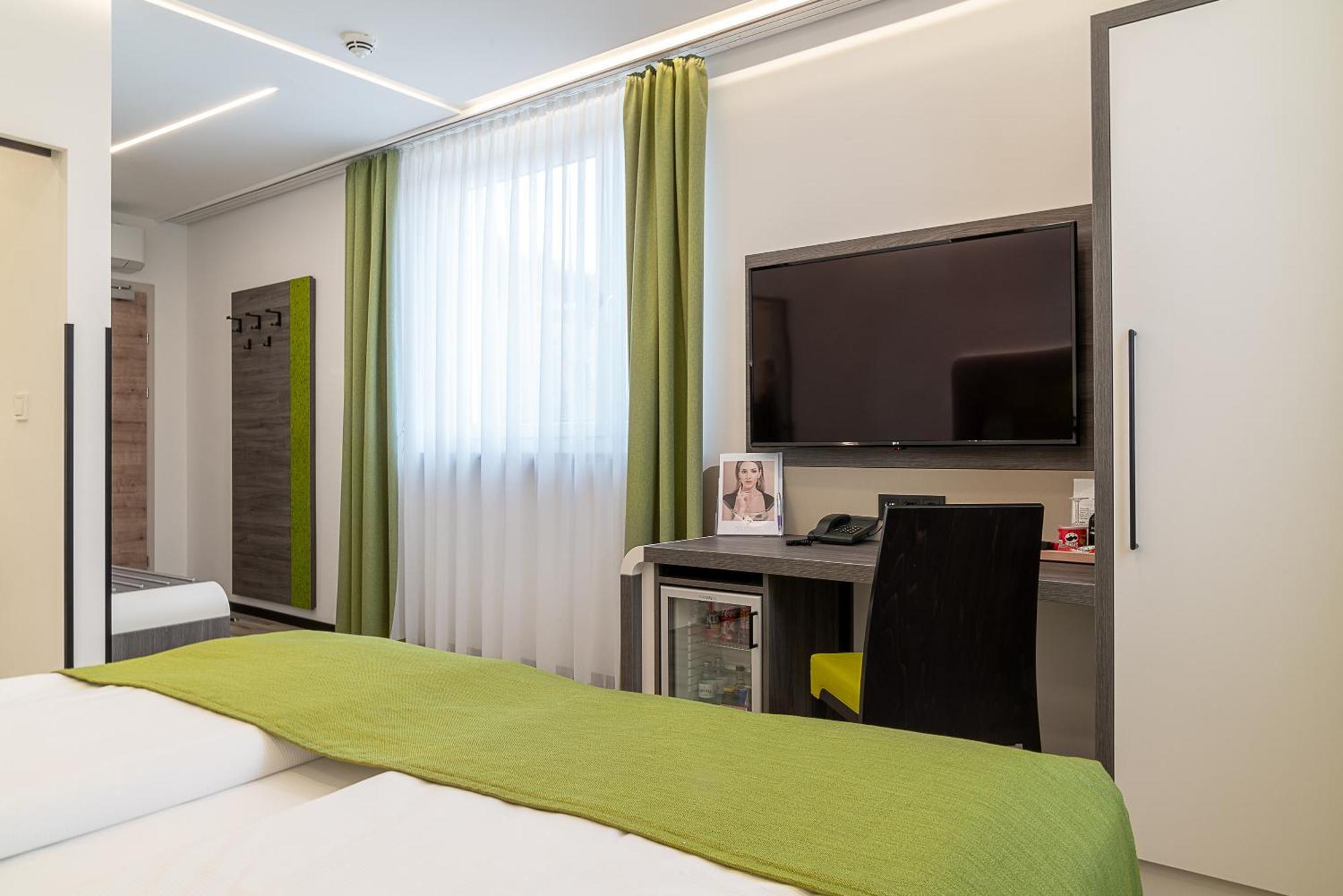 Feichtinger 4*